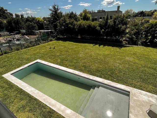 place photo 70