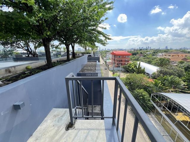 place photo 79
