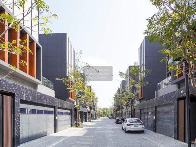 place photo 95