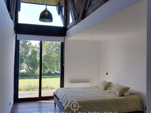 place photo 27