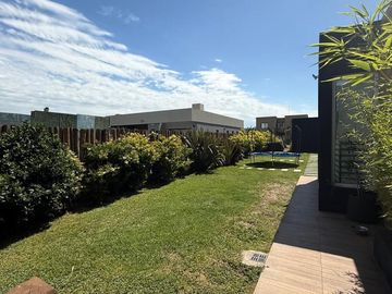 place photo 54