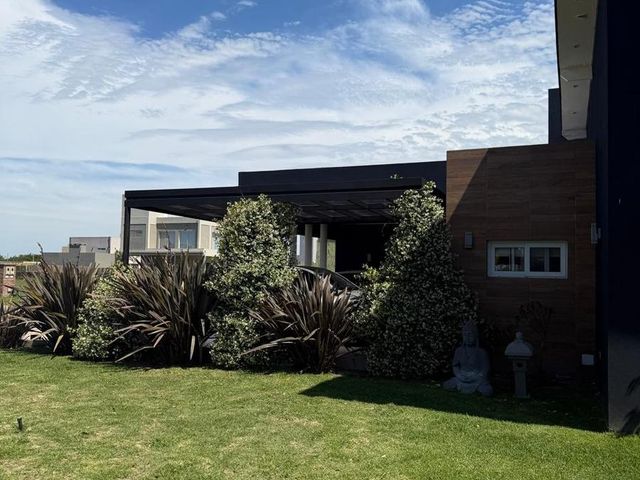 place photo 78