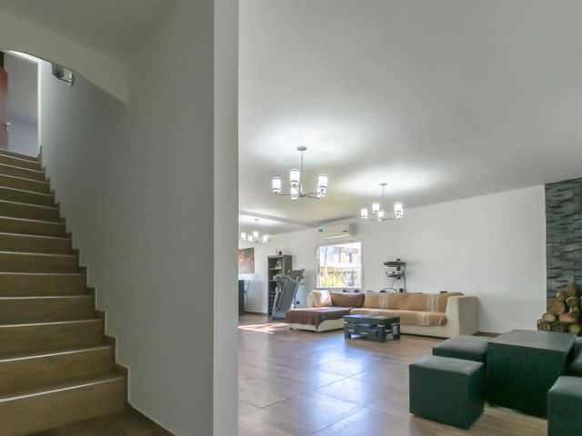 place photo 54