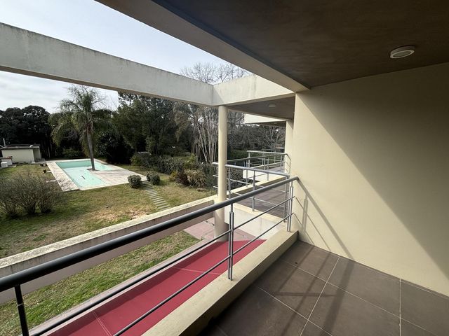 place photo 54