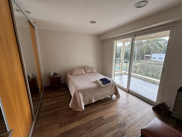 place photo 65