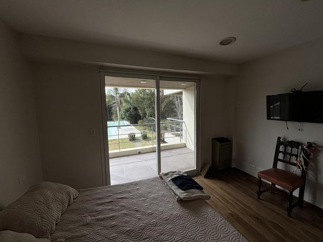 place photo 66