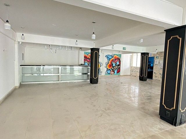 place photo 18
