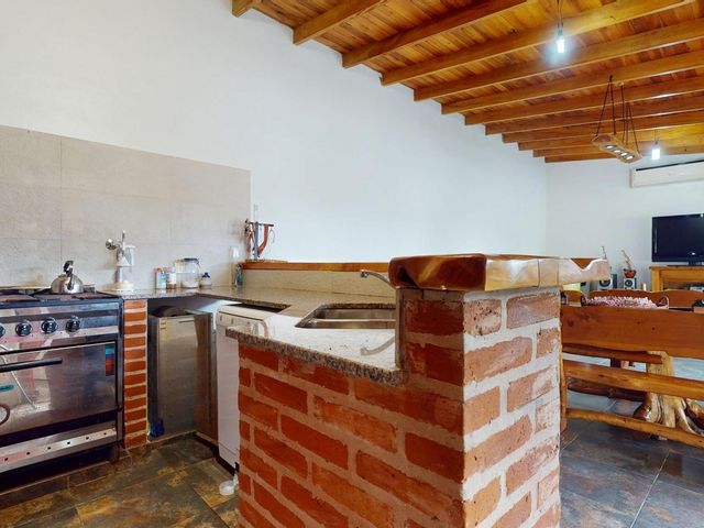 place photo 48