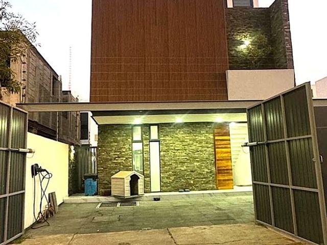 place photo 49