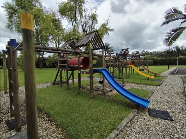 place photo 70