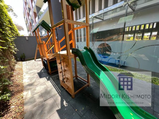 place photo 104