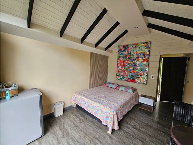 place photo 48