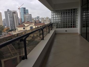 DEPARTAMENTO CON ESPECTACULAR VISTA AL MAR