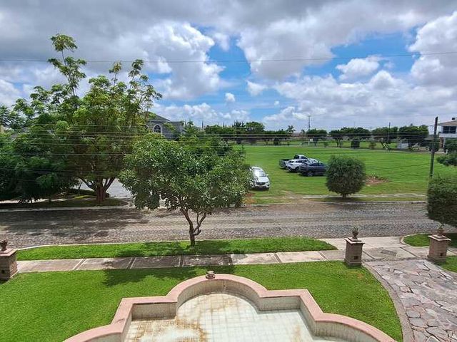 place photo 37