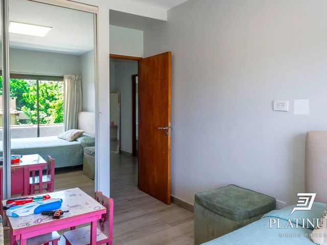 place photo 69