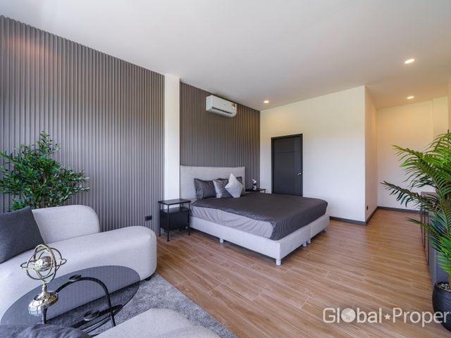 place photo 48