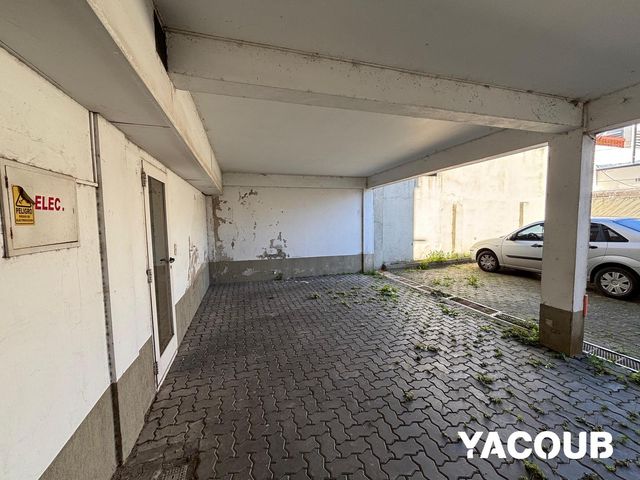 place photo 34