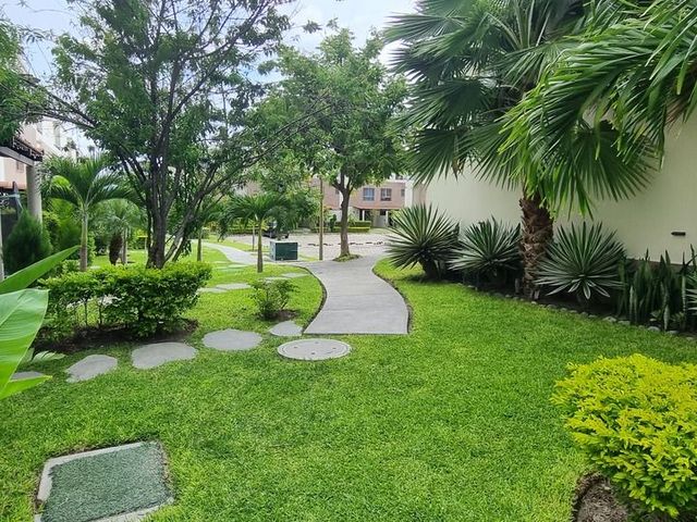 place photo 33