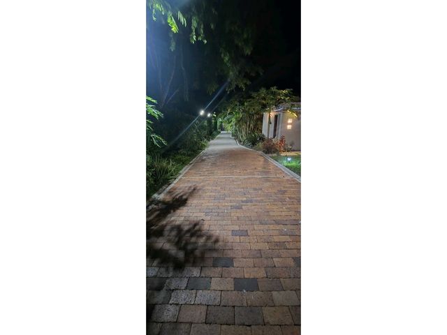 place photo 66