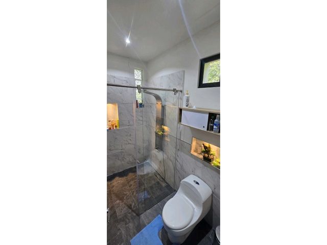 place photo 64