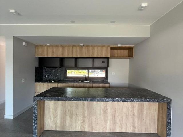 place photo 65