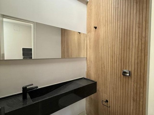 place photo 76