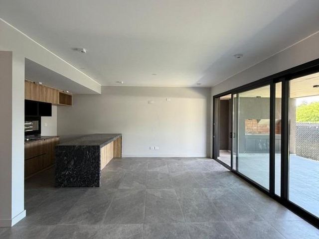 place photo 67