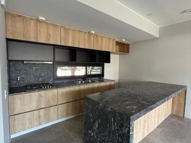 place photo 74
