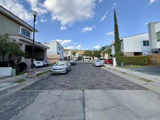 place photo 40