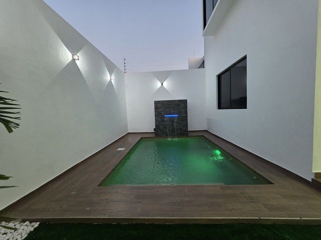 place photo 49