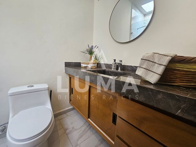place photo 26