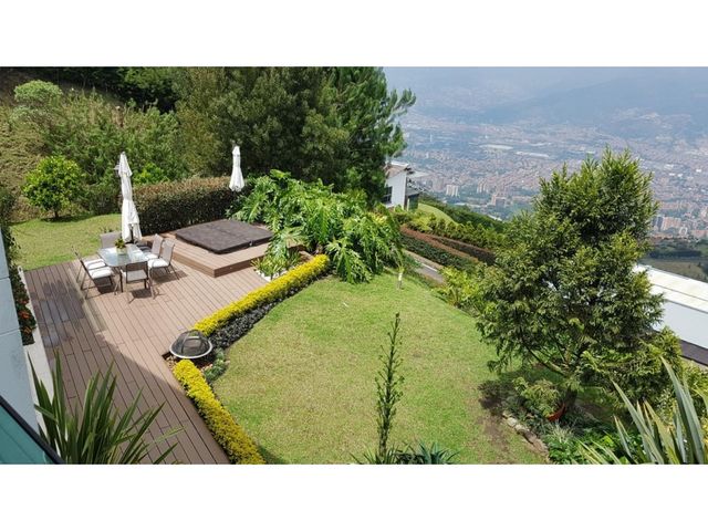 place photo 18