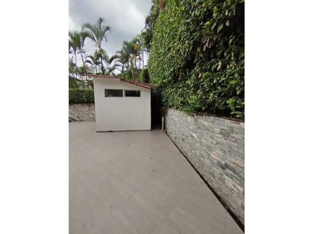 place photo 55