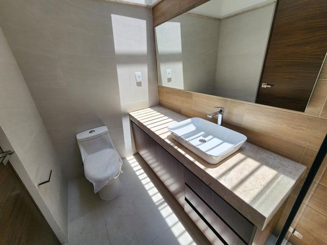 place photo 34