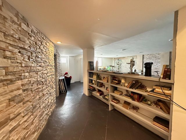place photo 65
