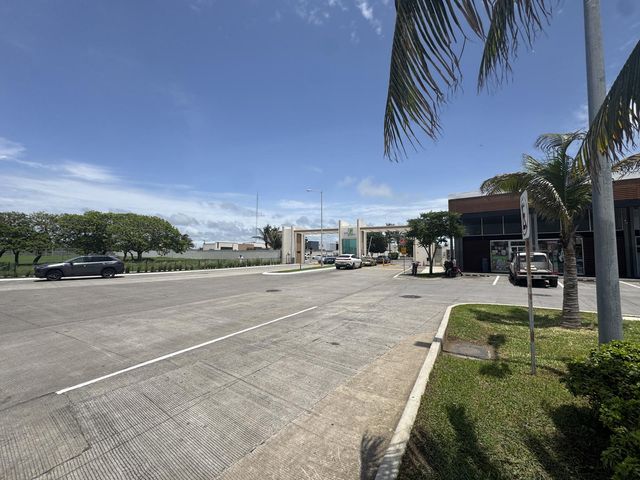 place photo 18