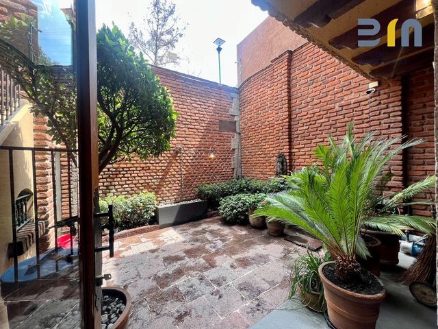 place photo 34