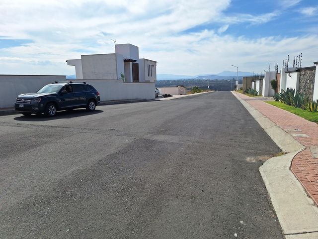 place photo 34