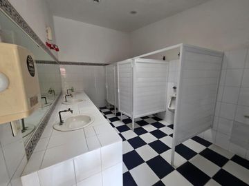 place photo 36