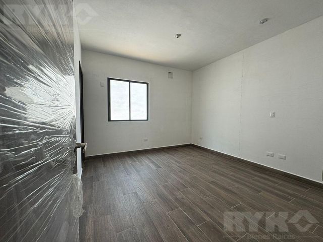 place photo 52