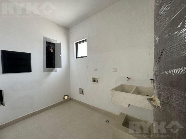 place photo 56