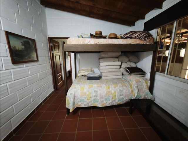 place photo 48