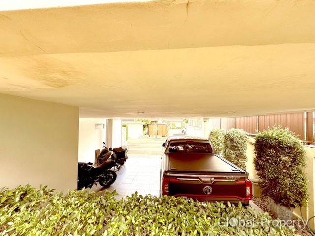 place photo 62