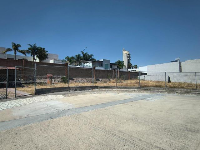 place photo 18