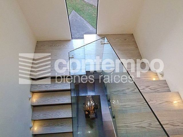 place photo 50