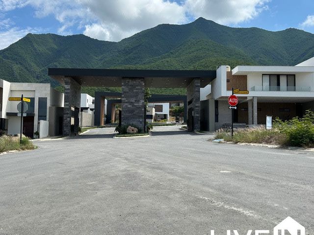 place photo 39