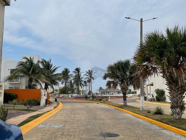 place photo 18