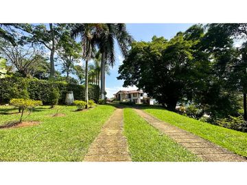 place photo 64