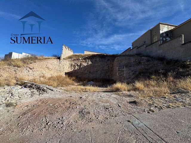 TERRENO EN LOMAS DEL VALLE