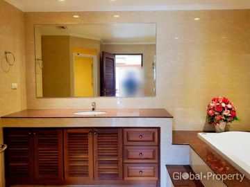 place photo 57
